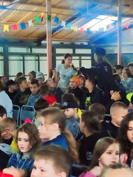 Городецкие полицейские приняли участие в кинофестивале, проводимом для несовершеннолетних воспитанников загородного лагеря
